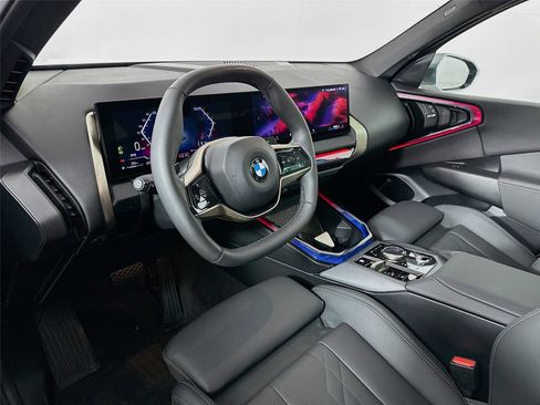 Used 2025 BMW X3 xDrive30i w/ Convenience Package image 9