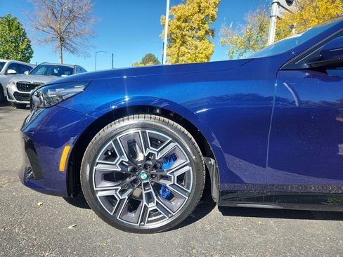 New 2026 BMW 540i xDrive w/ M Sport Package image 9