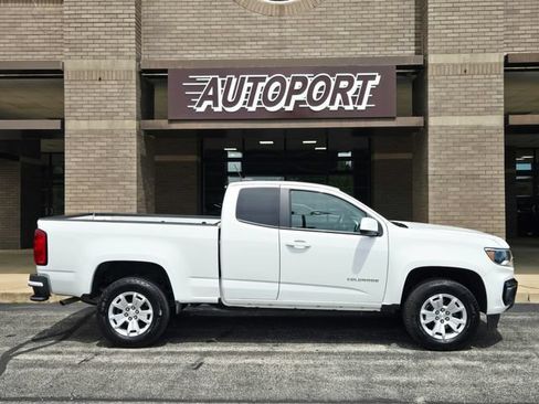 Used 2022 Chevrolet Colorado LT w/ Fleet Safety Package RWD image 4