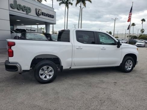 Used 2025 Chevrolet Silverado 1500 LT image 8