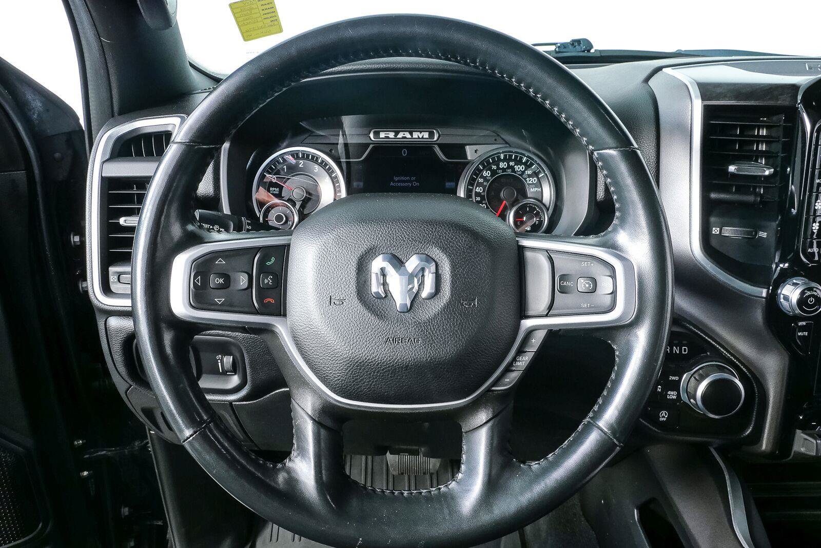 Used 2022 RAM 1500 Big Horn AWD/4WD image 9