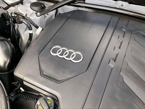 Used 2024 Audi Q5 2.0T Premium Plus AWD/4WD image 32
