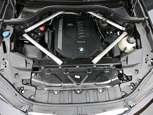 Used 2022 BMW X5 xDrive40i AWD/4WD image 54