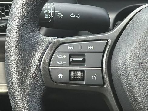 Used 2026 Honda HR-V LX image 18
