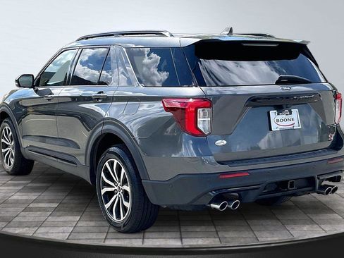 Used 2020 Ford Explorer ST AWD/4WD image 3