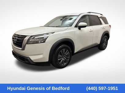 Used 2025 Nissan Pathfinder SV