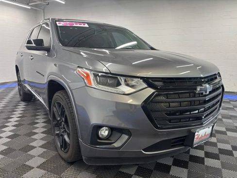 Used 2021 Chevrolet Traverse Premier w/ LPO, Blackout Package AWD/4WD image 11