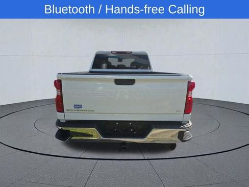 Used 2024 Chevrolet Silverado 2500 LT image 4