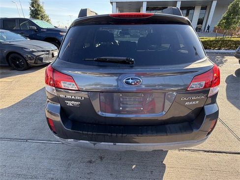 Used 2012 Subaru Outback 2.5i Premium image 6
