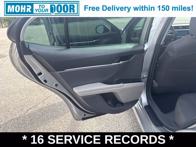 Used 2019 Toyota Camry LE FWD image 13