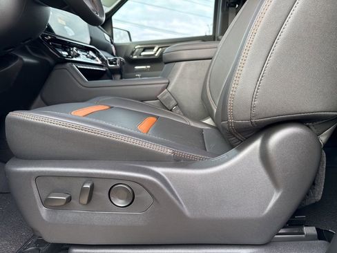 New 2025 GMC Sierra 1500 AT4 w/ AT4 Premium Package image 20