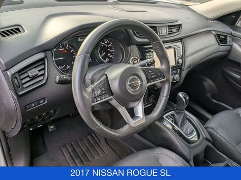 Used 2017 Nissan Rogue SL w/ SL Premium Package image 18
