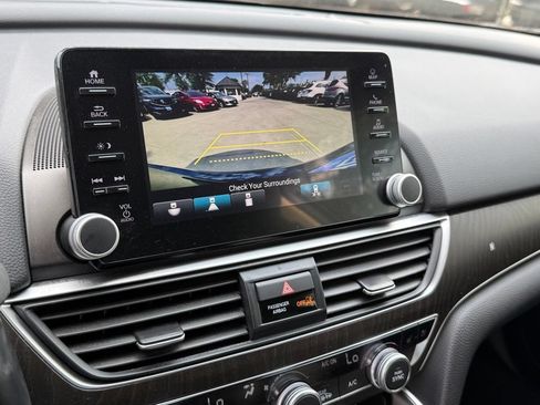 Used 2020 Honda Accord Touring image 21