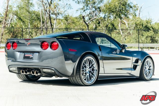 Used 2009 Chevrolet Corvette ZR1 w/ Preferred Equipment Group RWD image 9