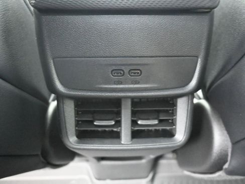 New 2026 Chevrolet Equinox LT FWD image 24