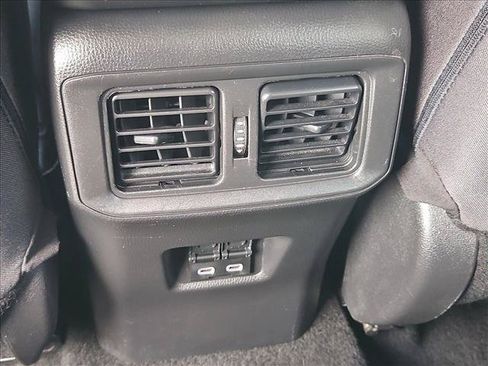 Used 2024 Toyota RAV4 XLE FWD image 23
