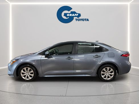 Used 2024 Toyota Corolla LE FWD image 11