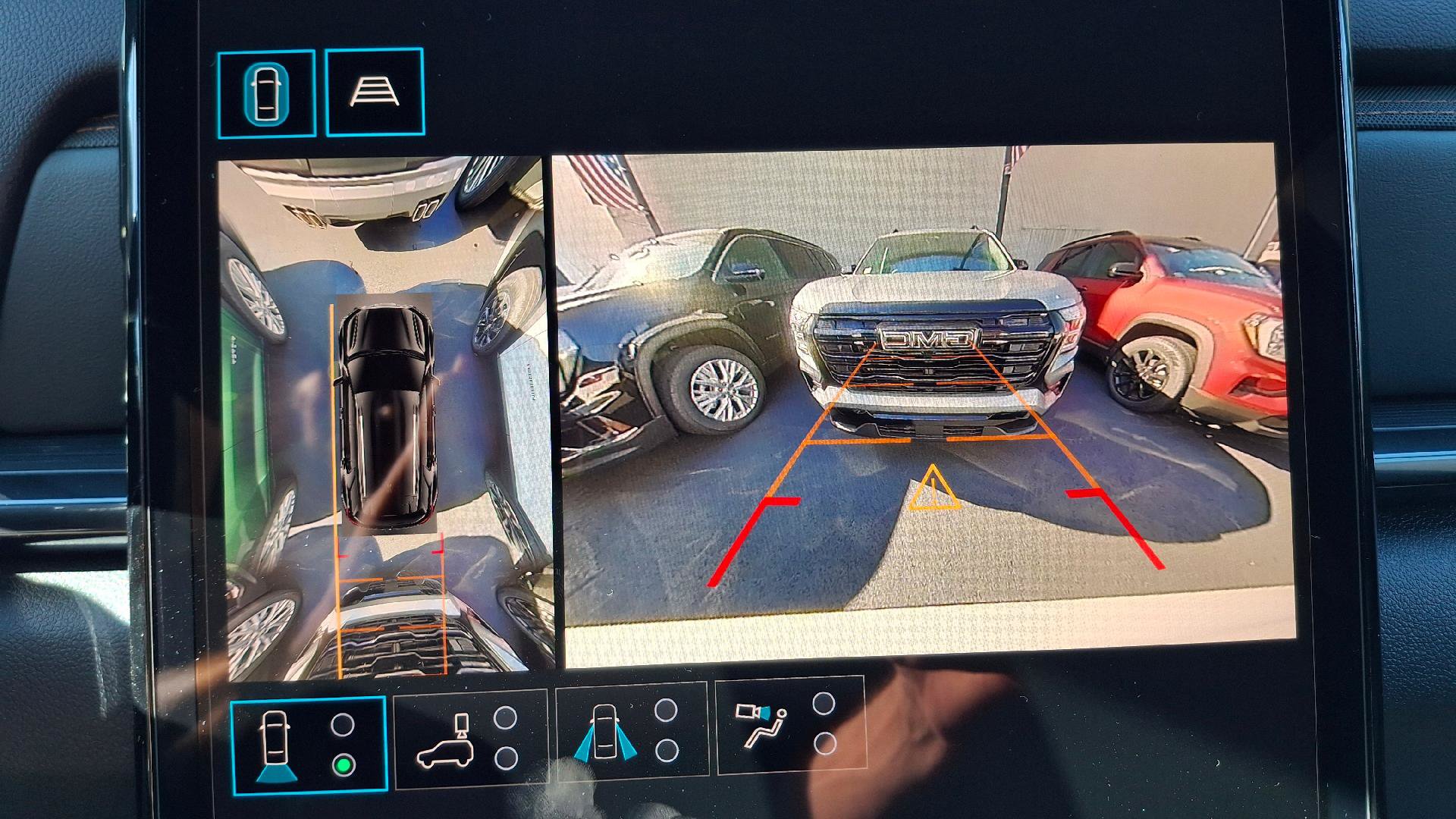 New 2027 GMC Terrain AT4 w/ Convenience Package III AWD/4WD image 15