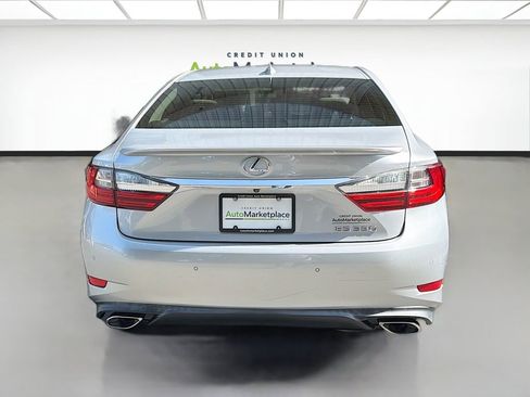 Used 2016 Lexus ES 350 w/ Luxury Package w/Wood Trim FWD image 5