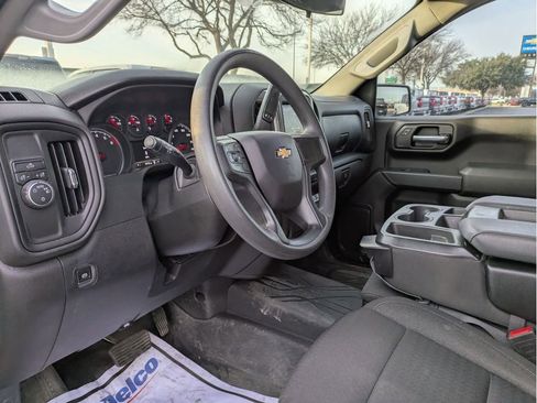 Certified 2023 Chevrolet Silverado 1500 Custom image 9