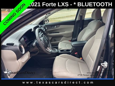 Used 2021 Kia Forte LXS image 6