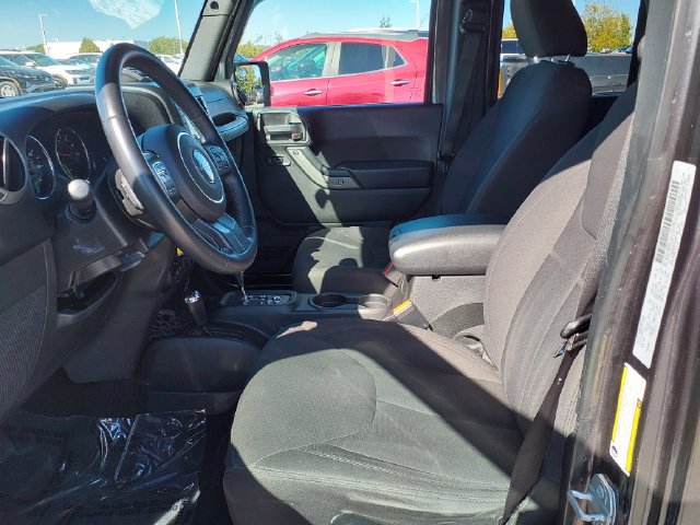 Used 2017 Jeep Wrangler Unlimited Sport w/ Quick Order Package 24S AWD/4WD image 9