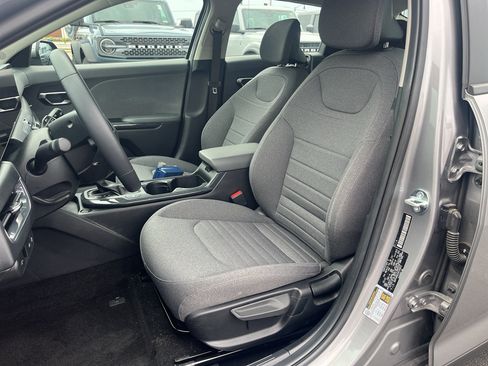 Used 2025 Kia K4 EX FWD image 12
