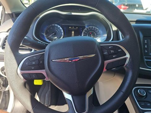Used 2016 Chrysler 200 Limited FWD image 12