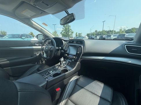 Used 2018 Nissan Maxima 3.5 SL FWD image 9