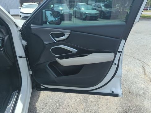 Certified 2025 Acura RDX SH-AWD image 34