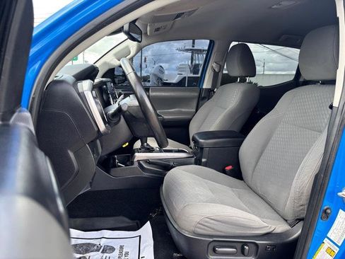 Used 2020 Toyota Tacoma SR5 RWD image 13