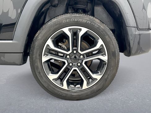 Used 2022 Jeep Compass Limited image 12