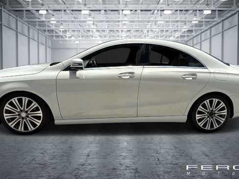 Used 2017 Mercedes-Benz CLA 250 4MATIC image 2