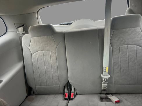 Used 2017 Buick Enclave Convenience FWD image 31