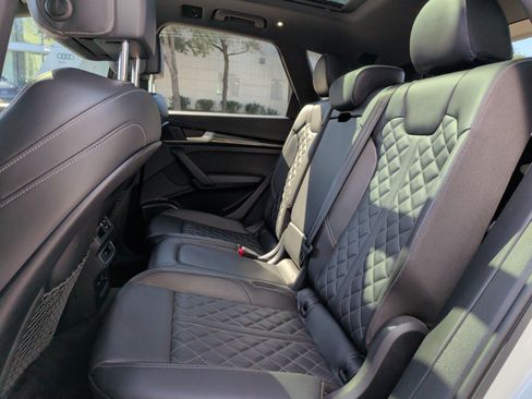 Used 2024 Audi SQ5 Premium Plus w/ Premium Plus Package image 30