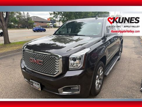 Used 2017 GMC Yukon Denali AWD/4WD image 1