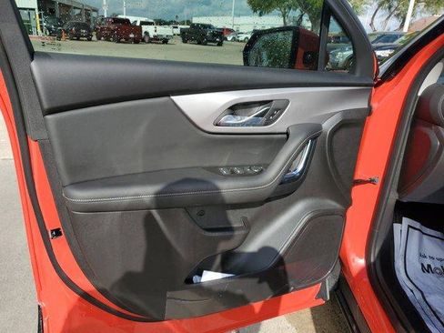 New 2025 Chevrolet Blazer LT w/ Driver Confidence Package image 16