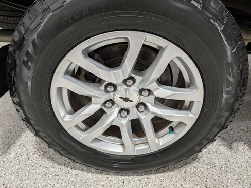 Used 2020 Chevrolet Silverado 1500 RST image 14