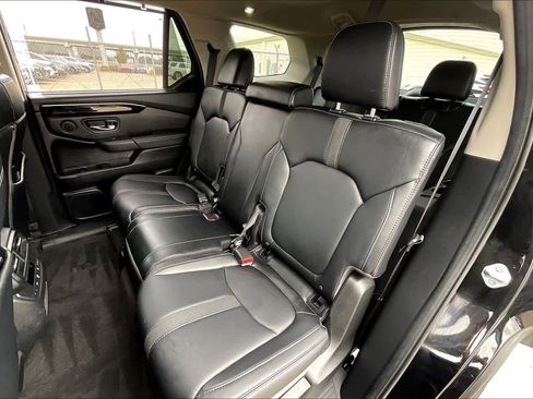 Used 2023 Honda Pilot EX-L image 17