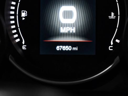 Used 2020 FIAT 500L Pop w/ Chrome Appearance Group FWD image 16
