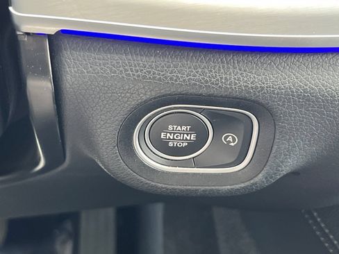 Used 2024 Mercedes-Benz GLE 350 4MATIC image 27