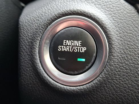 Used 2020 Buick Envision Essence FWD image 22