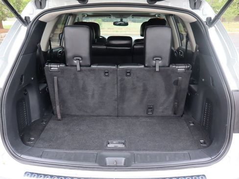 Used 2016 Nissan Pathfinder Platinum AWD/4WD image 14