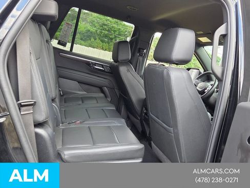 Used 2025 Chevrolet Tahoe LT AWD/4WD image 18