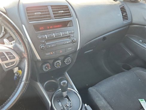 Used 2011 Mitsubishi Outlander Sport ES image 24