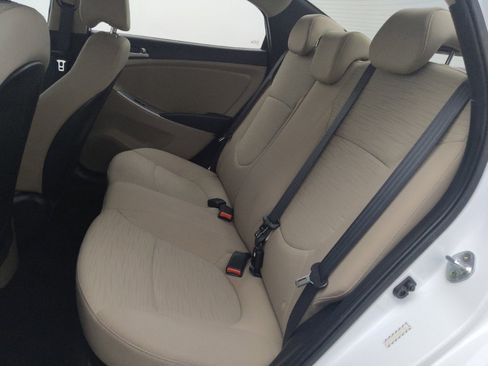 Used 2016 Hyundai Accent SE FWD image 18