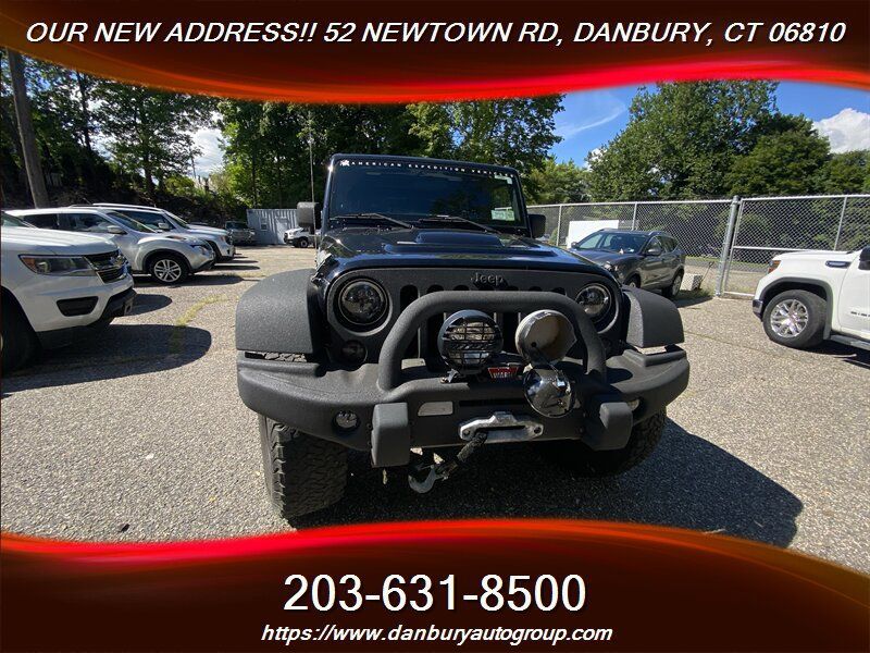 Used 2011 Jeep Wrangler Unlimited Rubicon w/ Trailer Tow Group AWD/4WD image 2