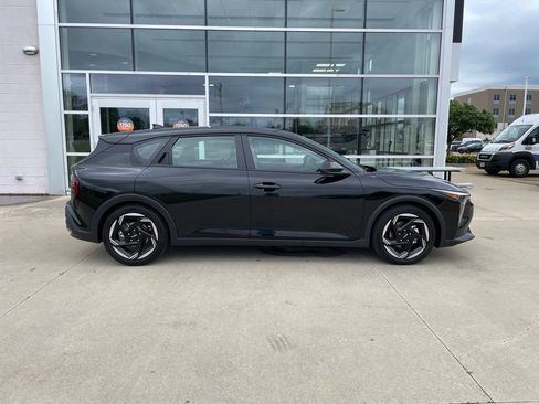 New 2026 Kia K4 EX FWD image 4