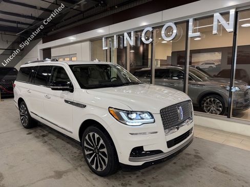 Certified 2022 Lincoln Navigator L Reserve image 1