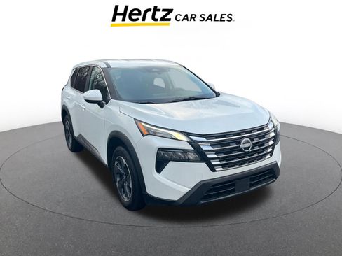 Used 2025 Nissan Rogue SV image 1